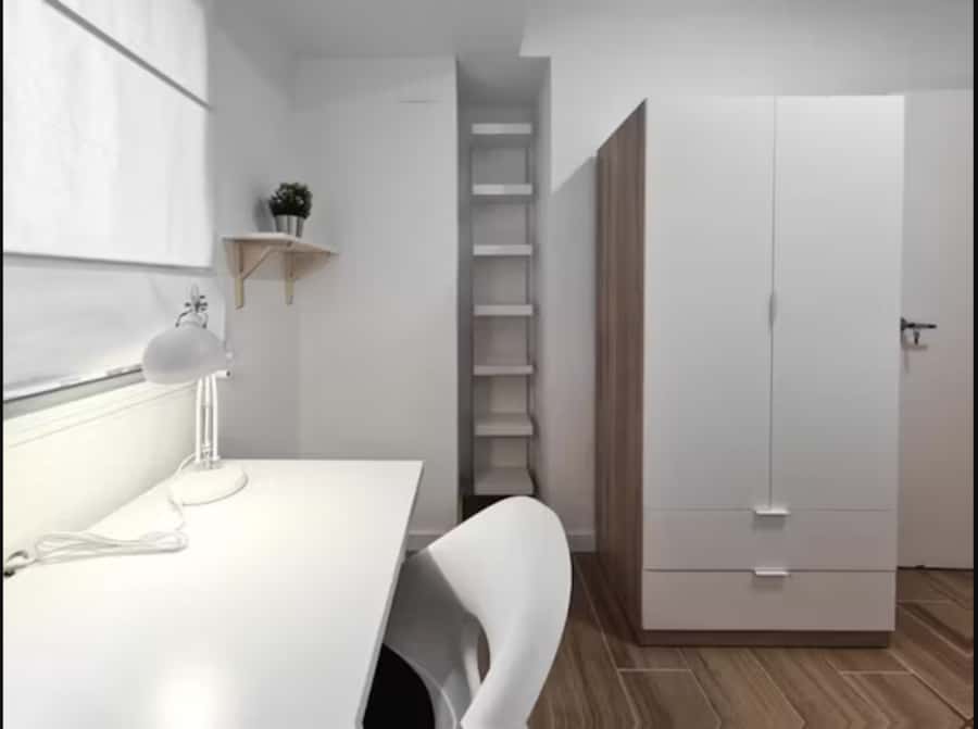 Habitación en piso de 4 habitaciones en Campanar