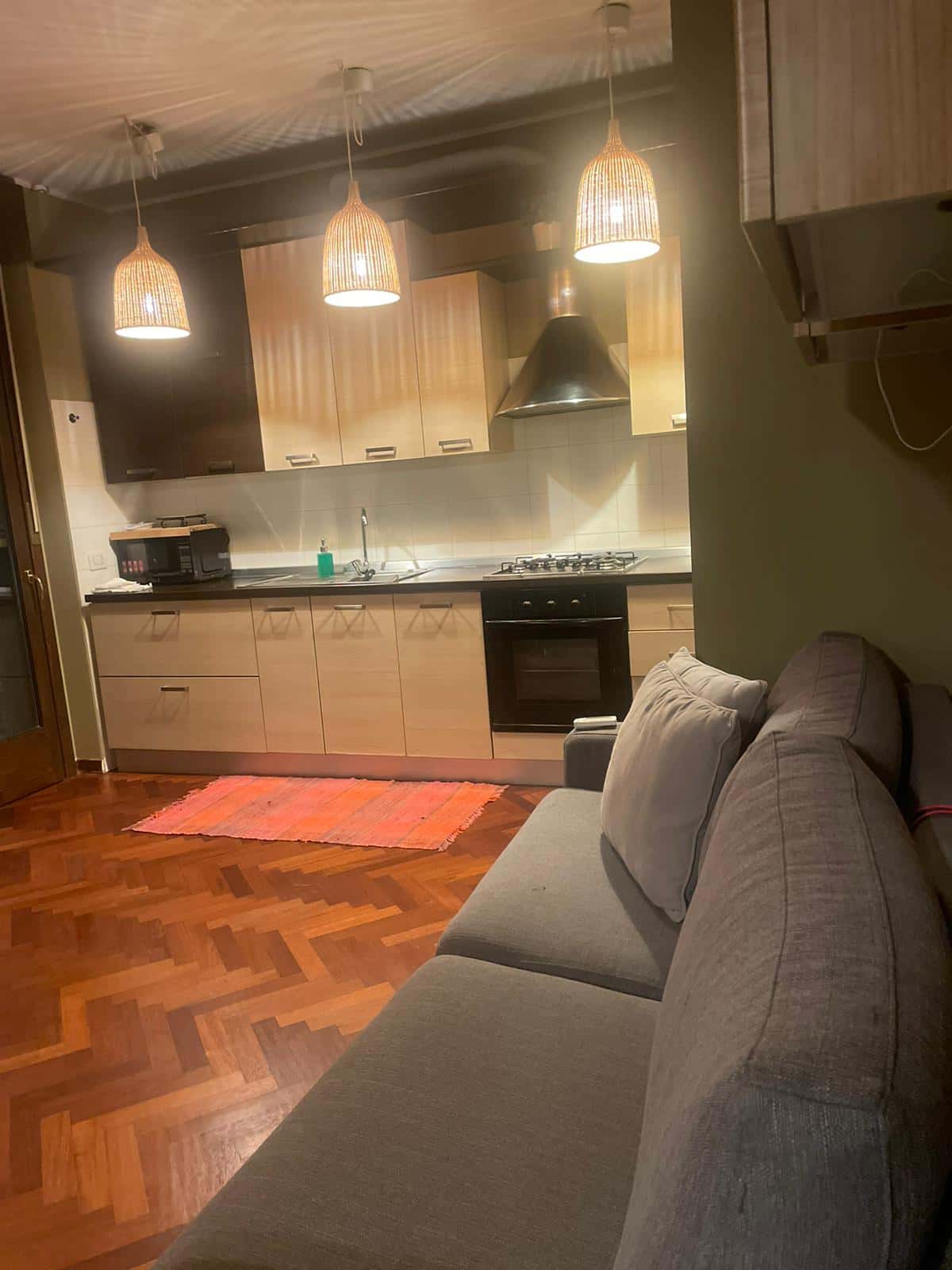 Apartamento en Viale Carlo Espinasse, Milano para 52 m² con 1 dormitorio