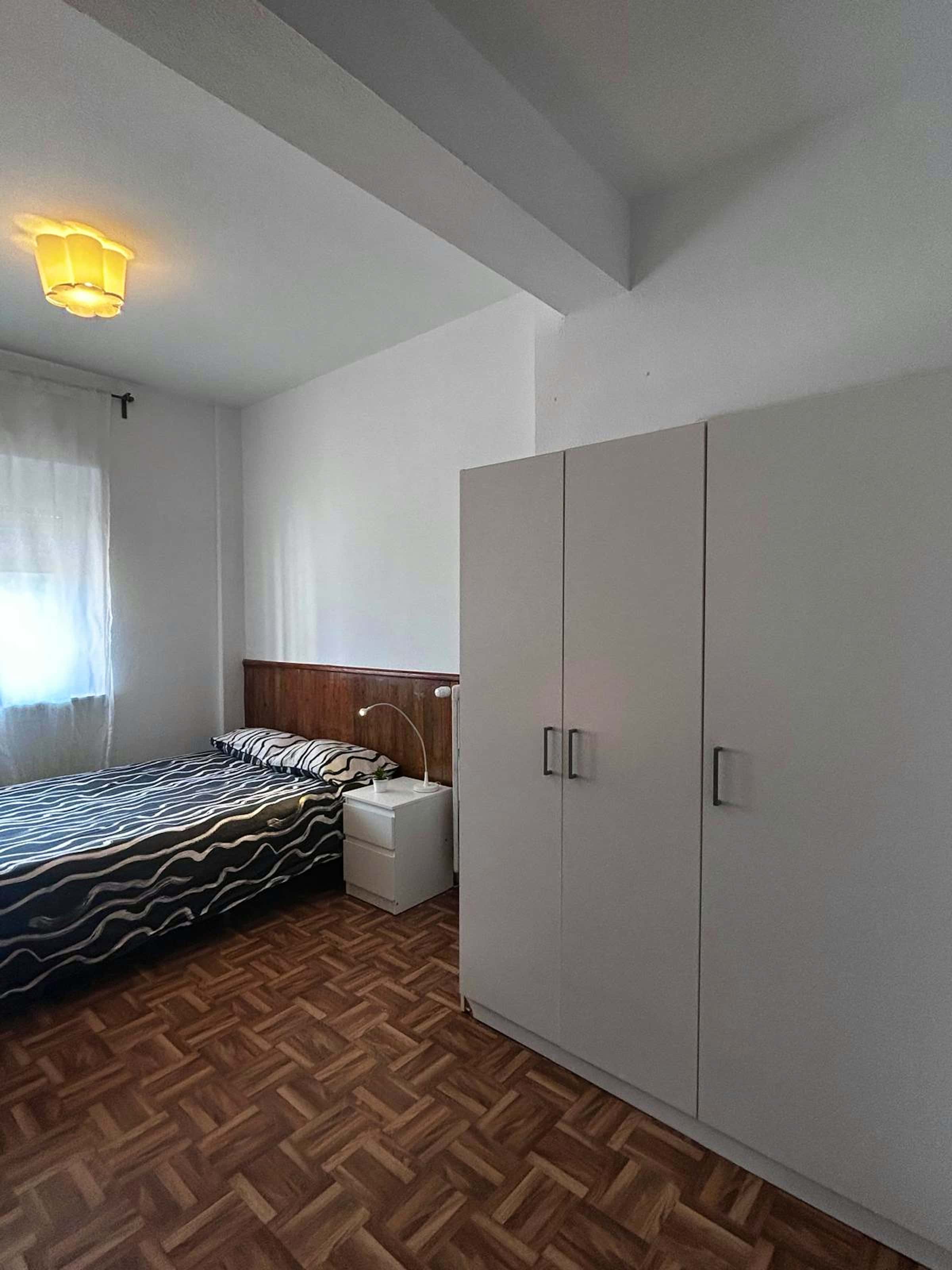Plaza Manolete 5, room 2