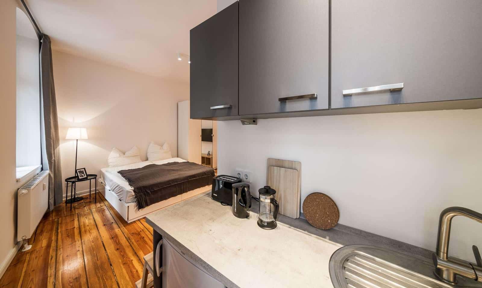 Studio for rent in Berlin, bills included - Photo 2
