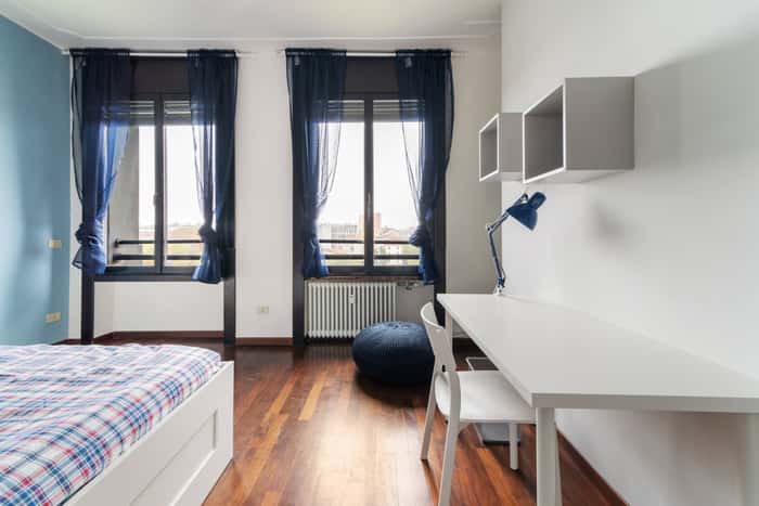 Listing photo thumbnail