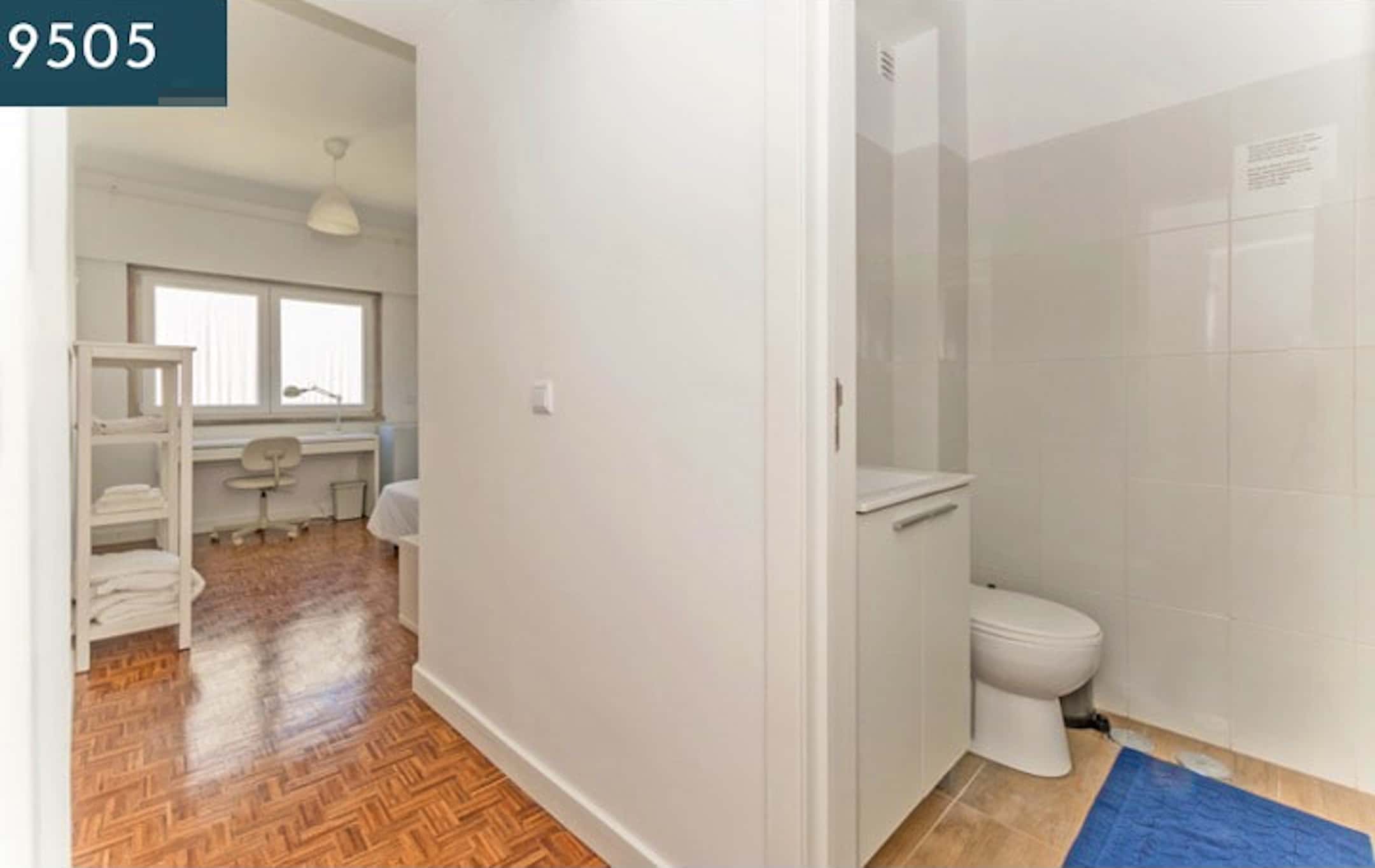 Rua do Arco do Carvalhão (Students only)