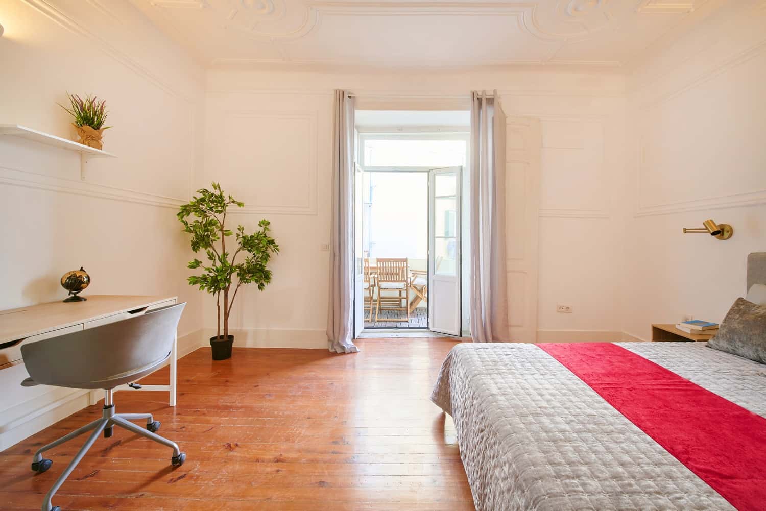 Room 5 - 106. R.Marques Sa Bandeira 94 3