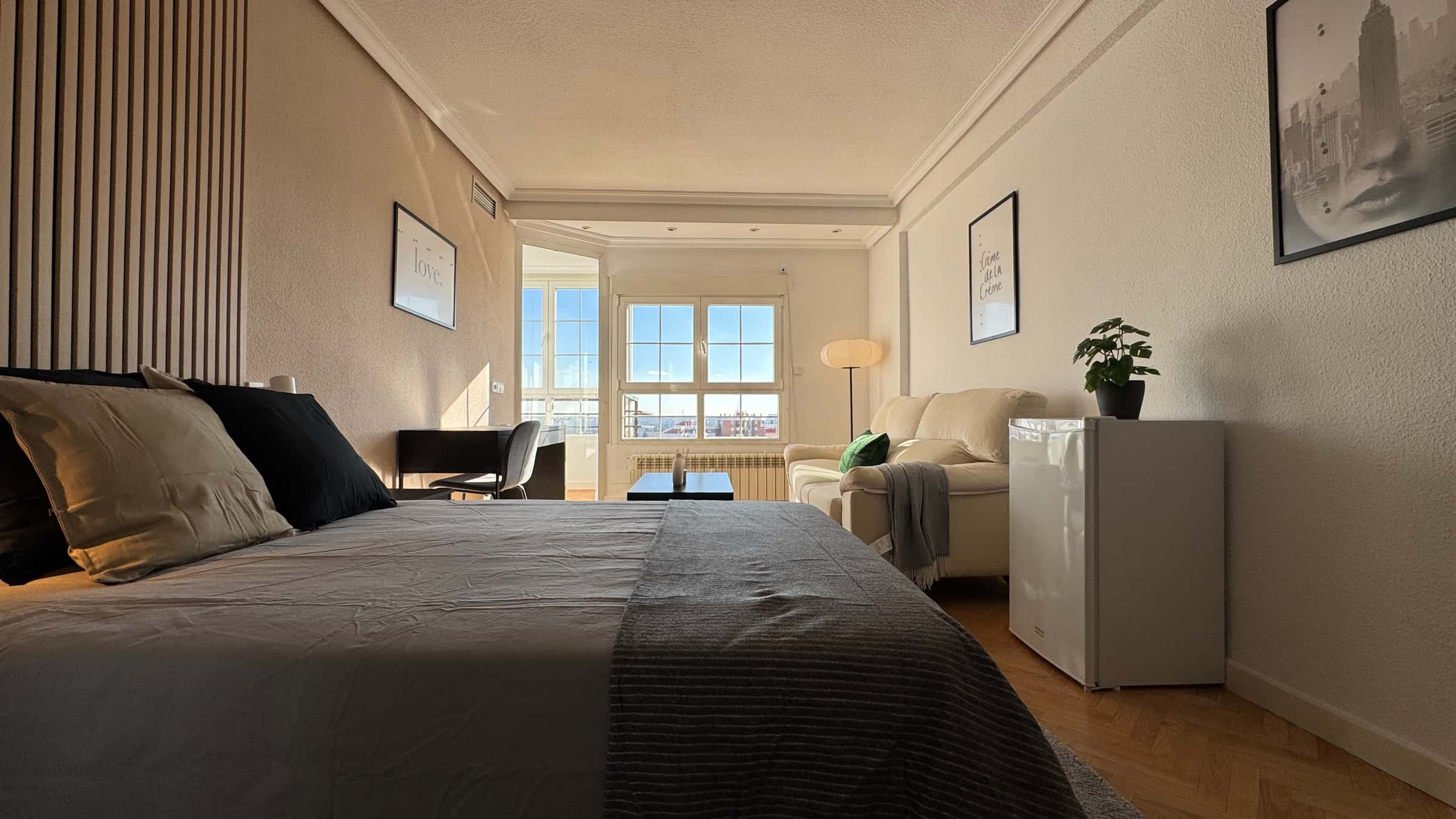 Chambre dans Calle de Tribaldos, Madrid pour 80 m² avec 4 chambres