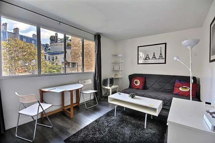 Listing photo thumbnail