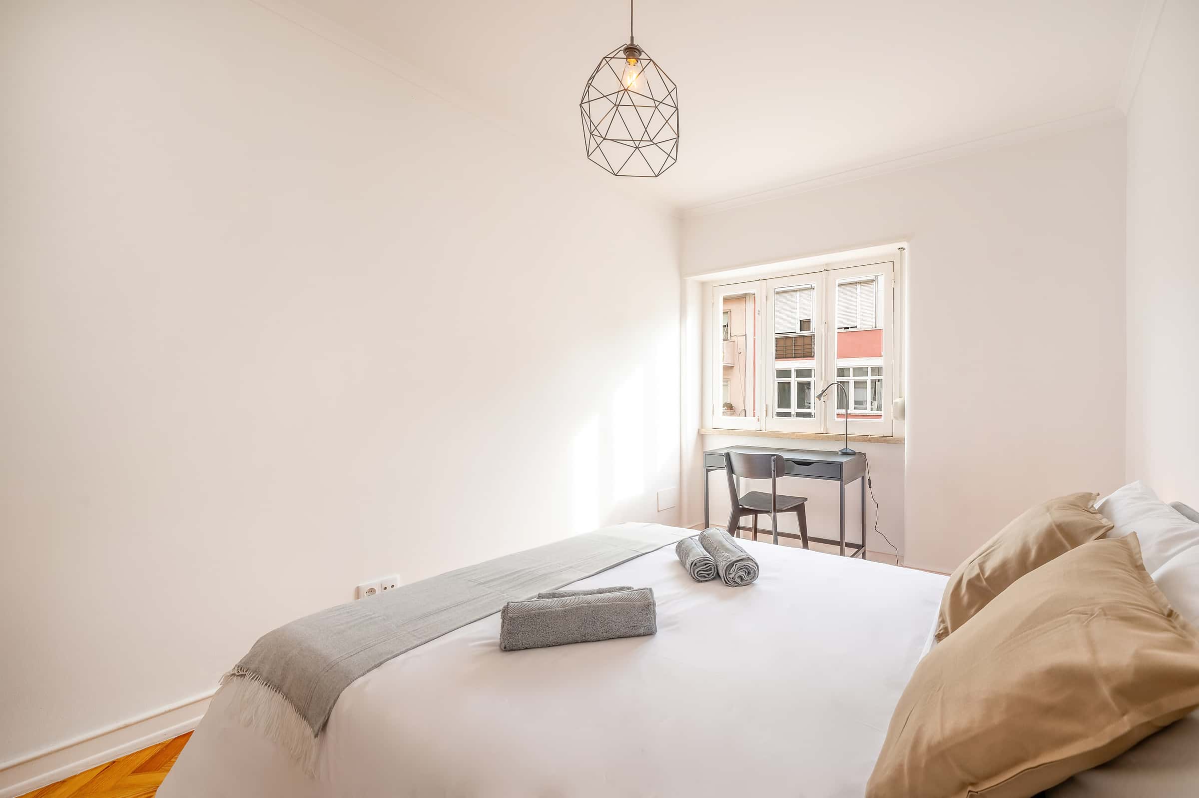 Rua Barão de Sabrosa , - Lisboa, Portugal