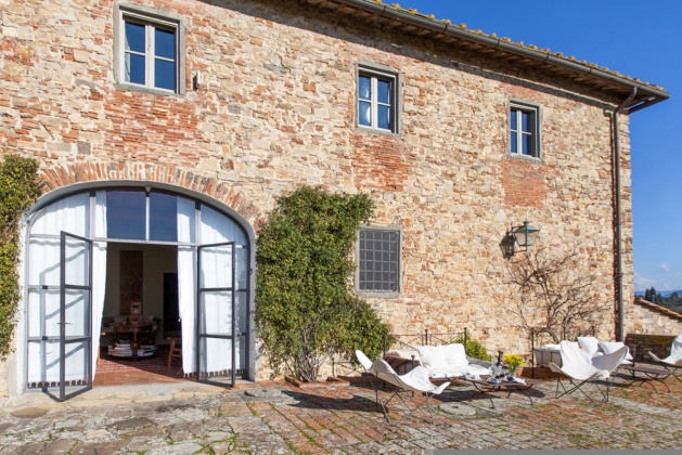 Listing photo thumbnail