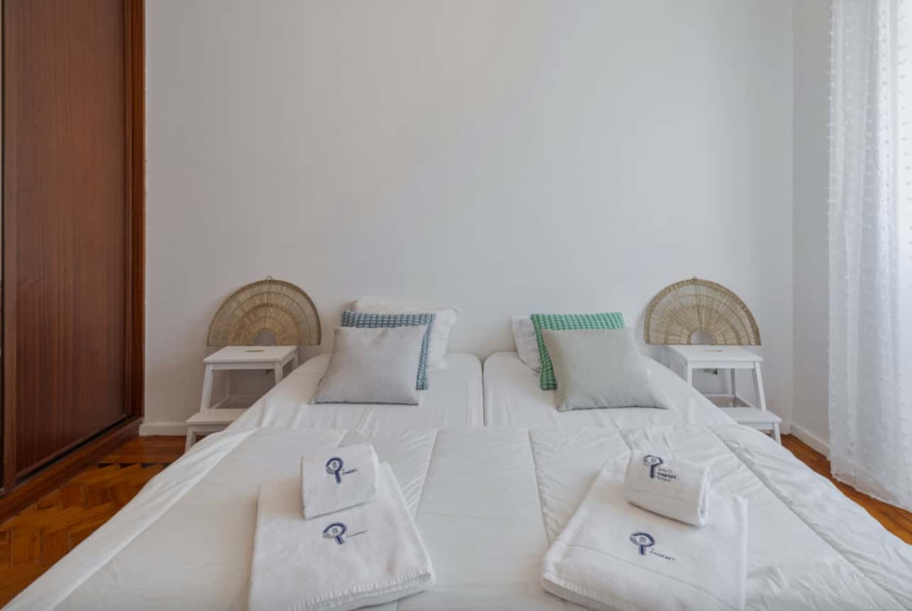 Combatentes 33 House