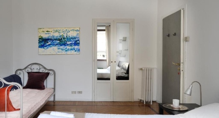 Listing photo thumbnail