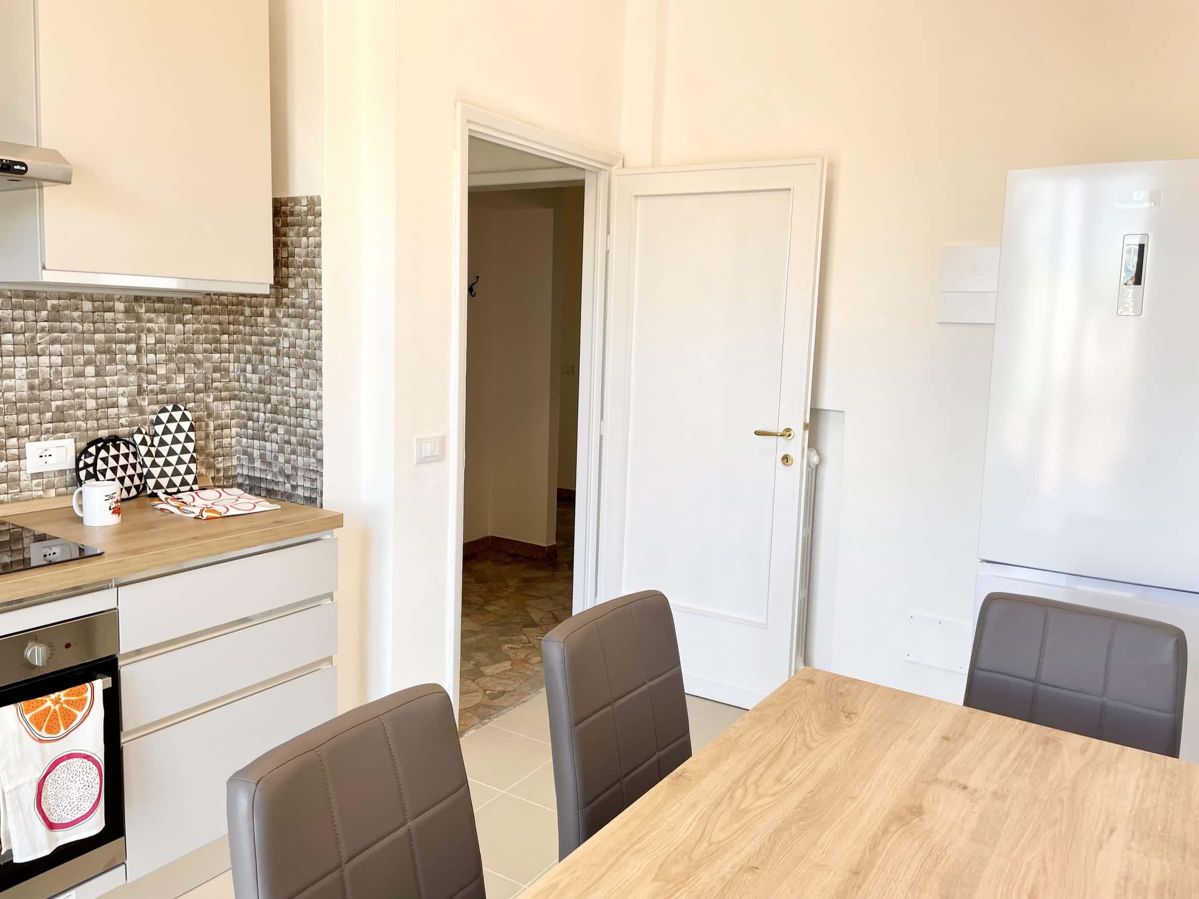 VIA Q. SELLA 44 (4) - Stanza 104