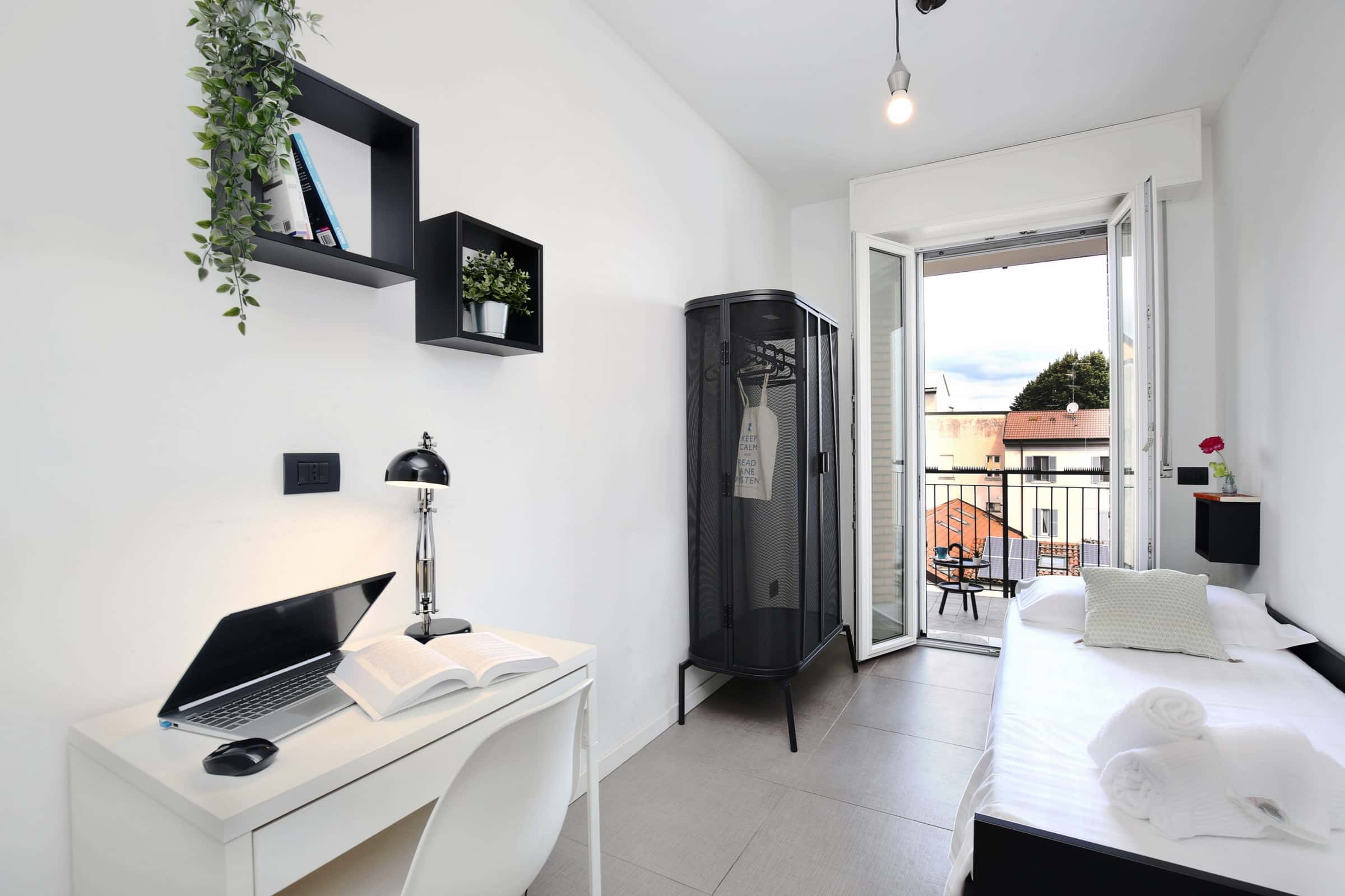 Single room Milan, 3 beds — photo 36