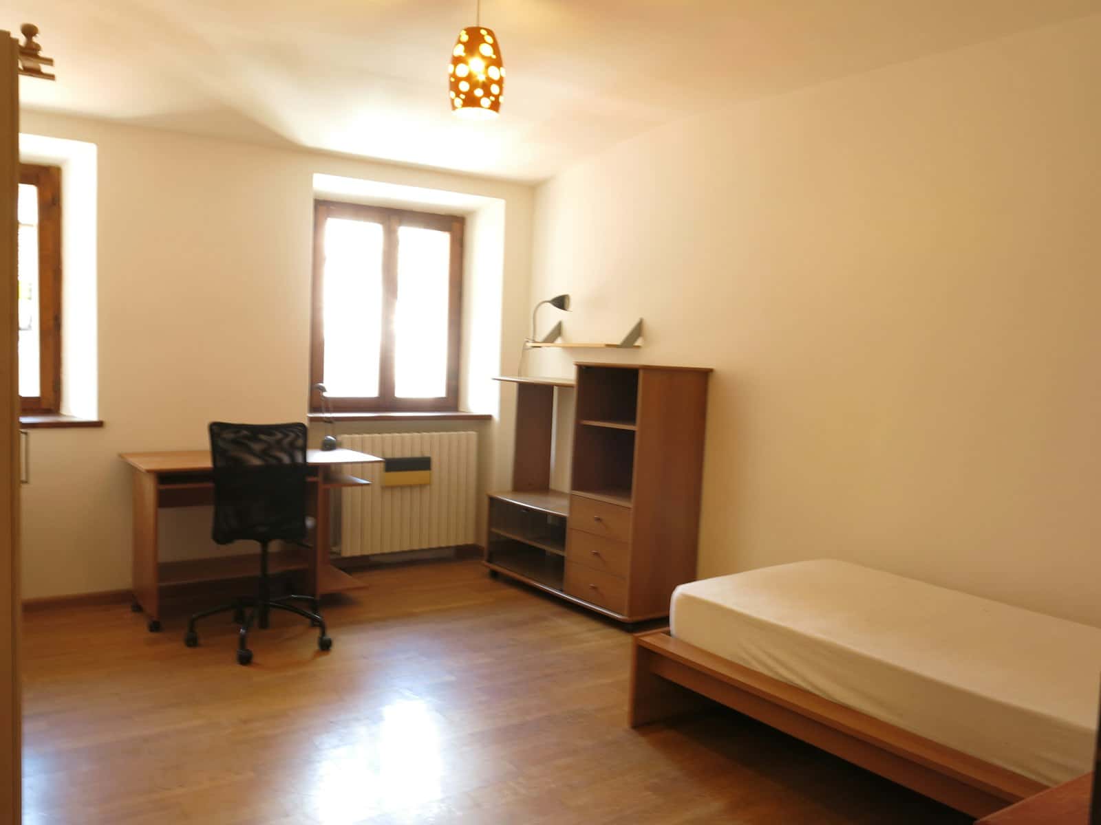 Quarto em Via Giuseppe Mazzini, Trento para 45 m² com 2 quartos