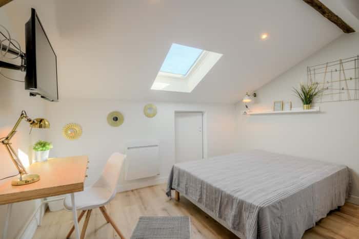 Listing photo thumbnail