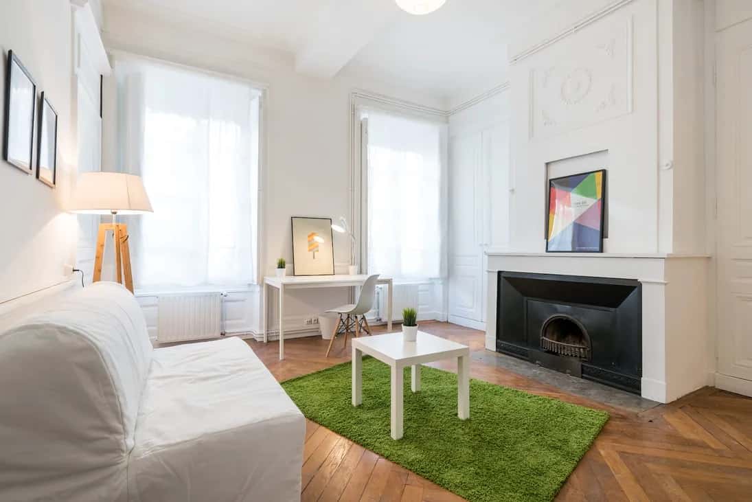 Room in Rue de l'Ancienne Préfecture, Lyon for 88 m² with 3 bedrooms