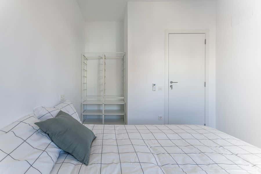 Habitación en piso de 4 habitaciones en L'olivereta