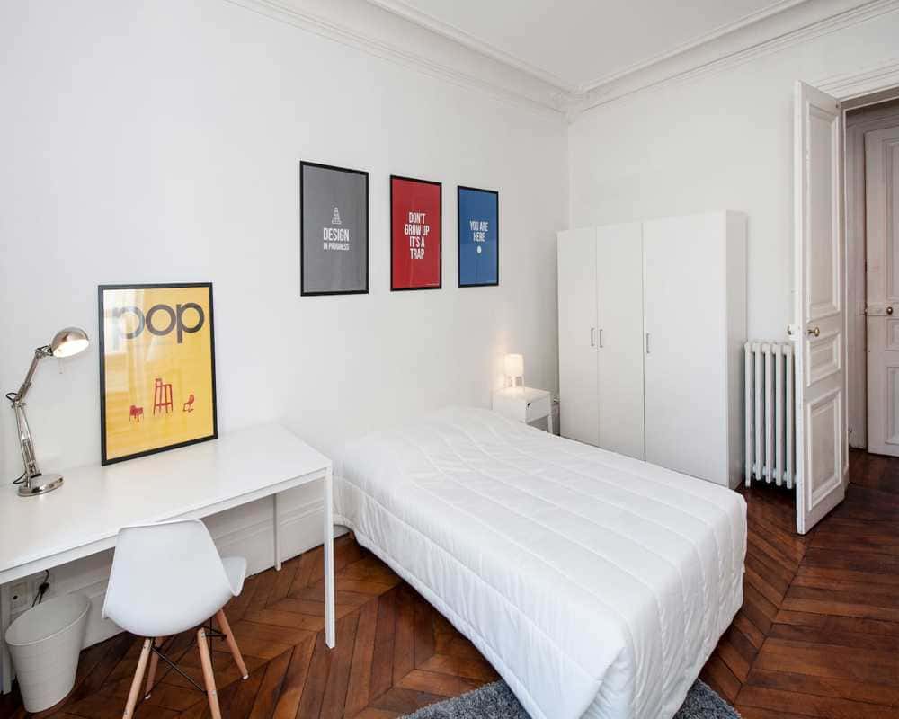 Chambre dans le boulevard Voltaire