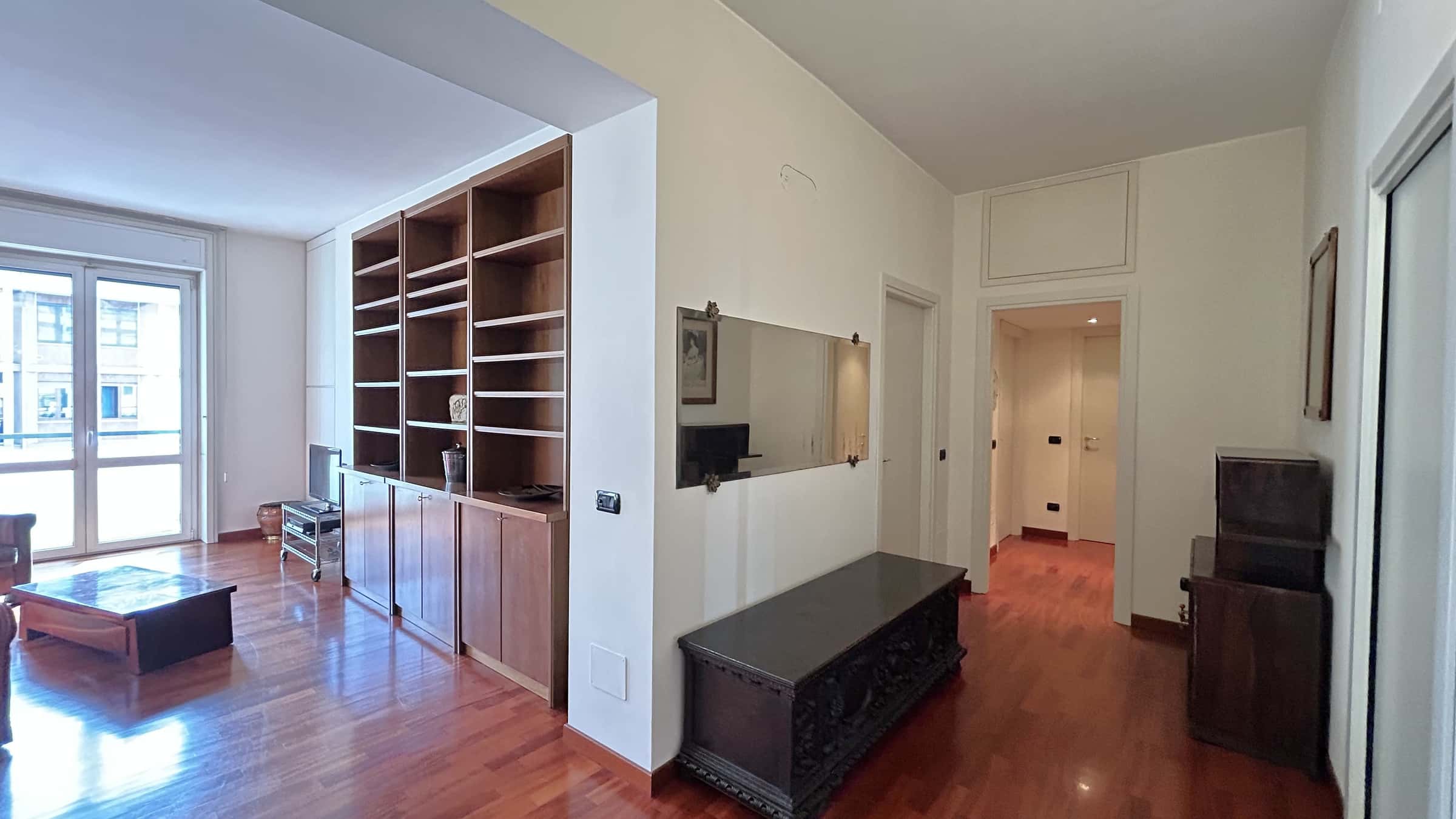 Appartamento in Via Edmondo de Amicis, Milano, zona Sant'Ambroggio