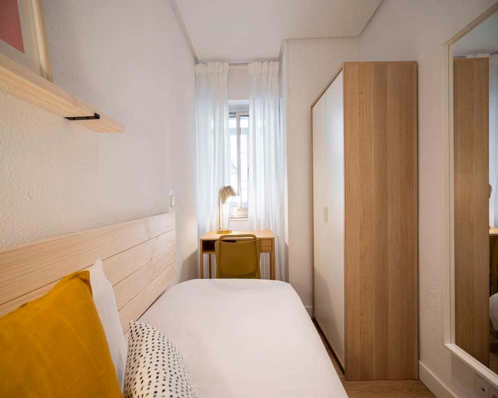 Habitación individual en la Calle Conde de la Cimera