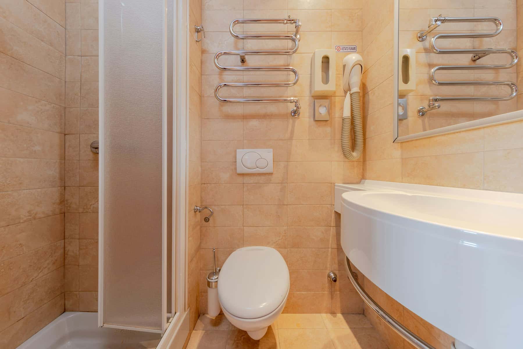 Stanza in Lungo Dora Napoli, Torino di 1100 m² con 10 camere