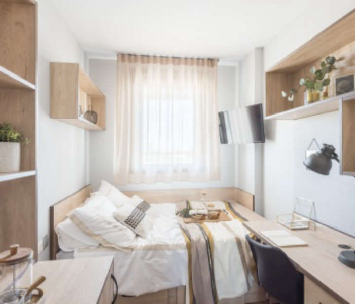 Listing photo thumbnail