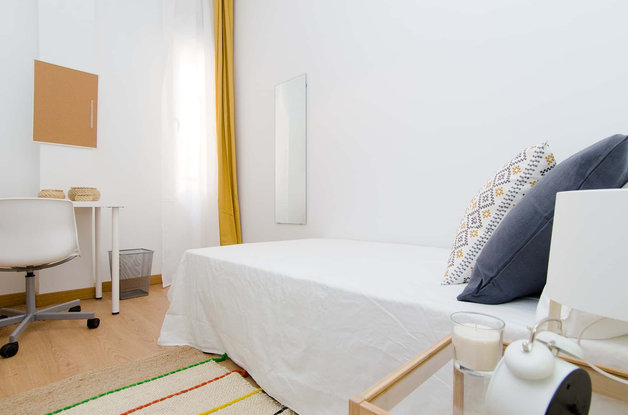 Habitación en Madrid Chamberí metro Nuevos Ministerios  32H3