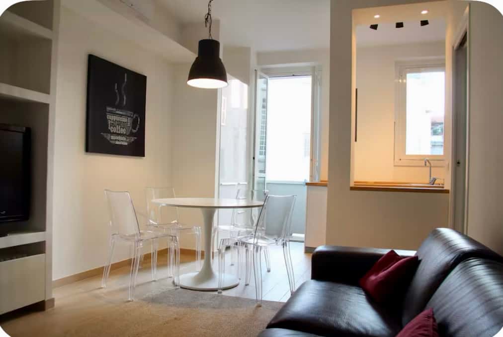 Bilocale in Via Carlo Poma, Milano