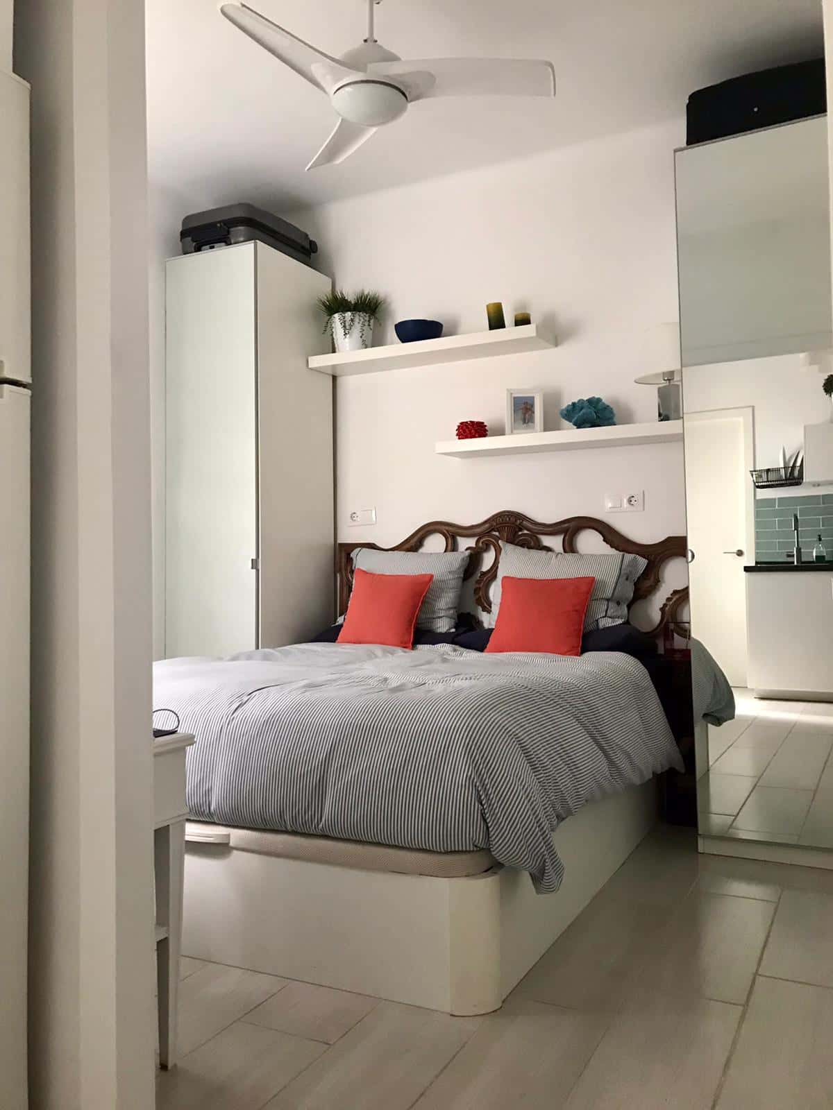Estudio en Arco de Triunfo con suministros incluidos 0