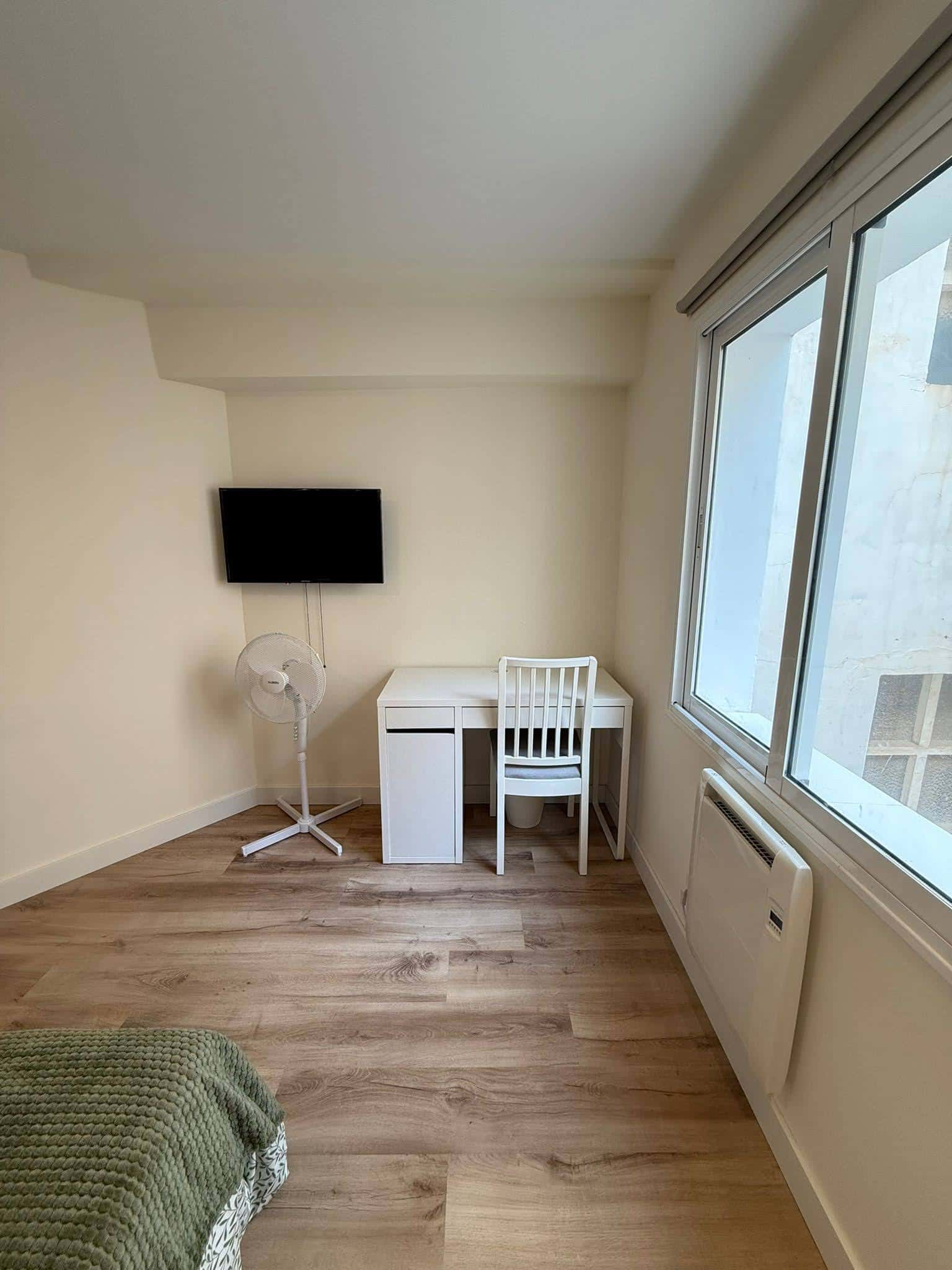 Room in Carrer de Benefactora Remedios Uriarte, Alacant