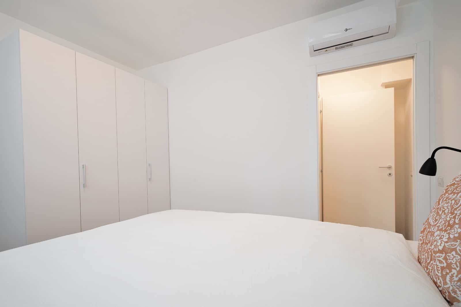 Apartment Milan, 1 bed — photo 5