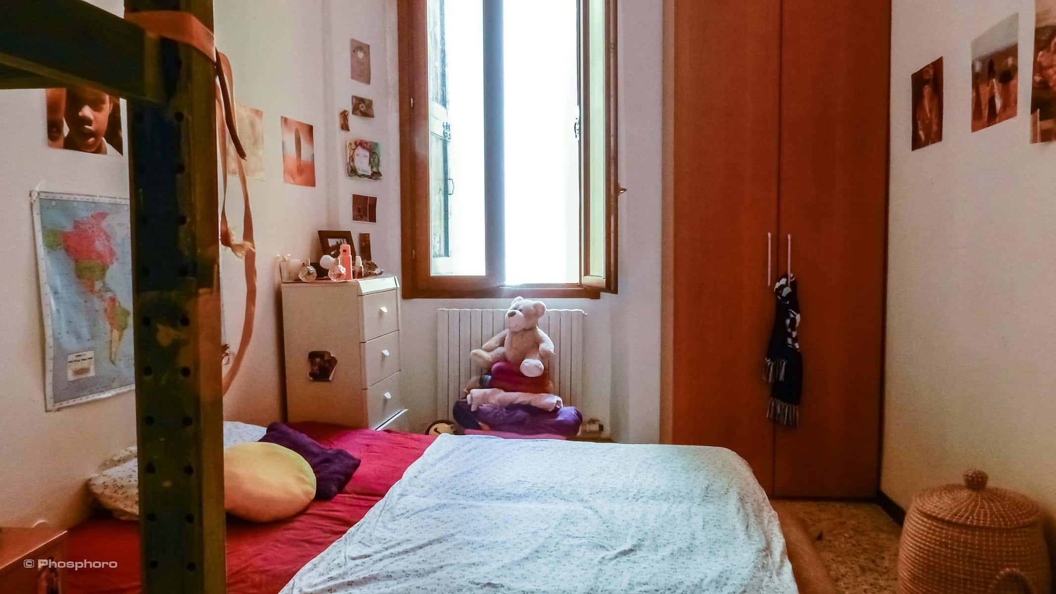 Room in Vicolo Mustacchi, Verona for 70 m² with 3 bedrooms