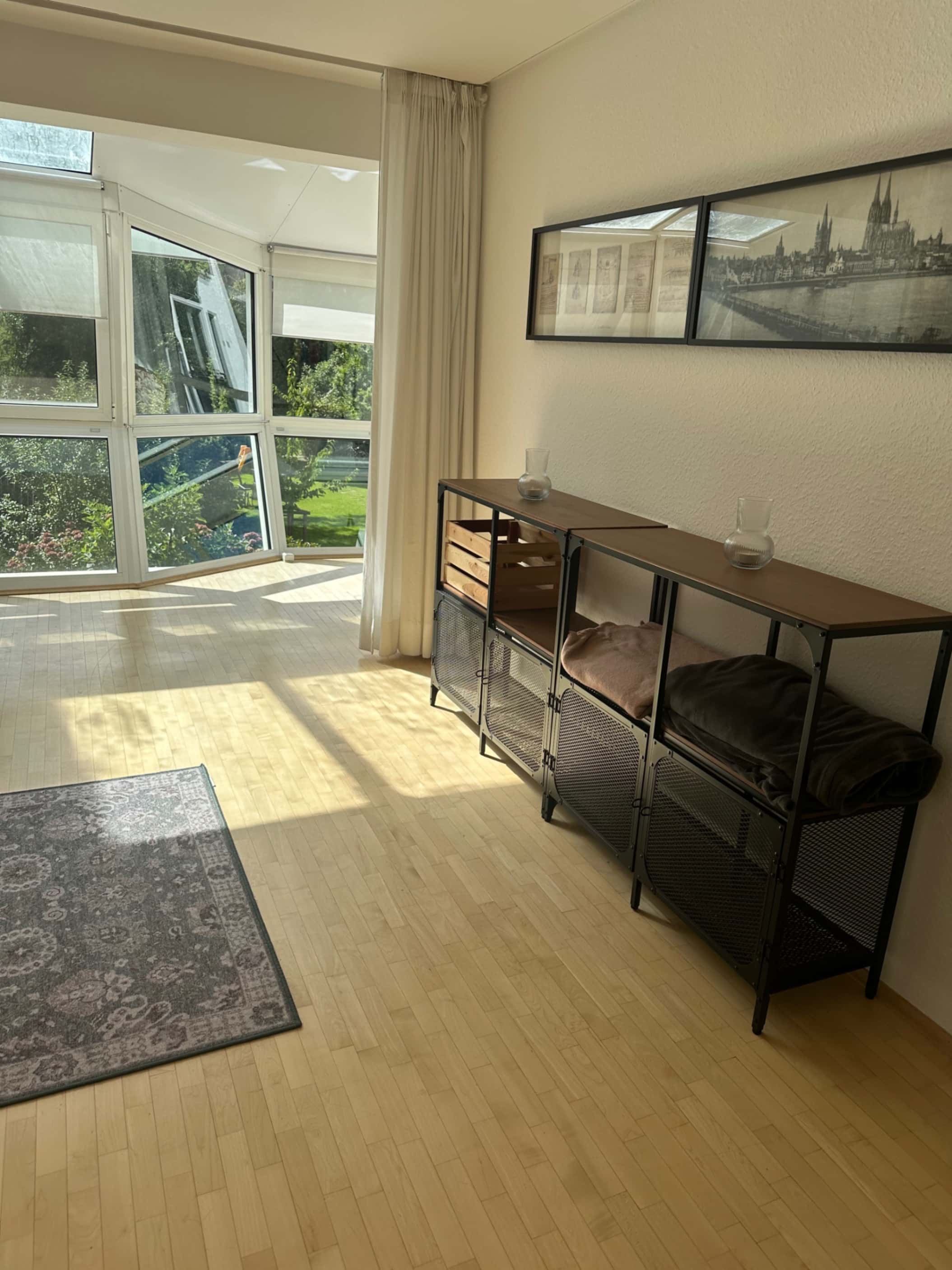 Apartamento em Am Wingert, Köln para 90 m² com 2 quartos