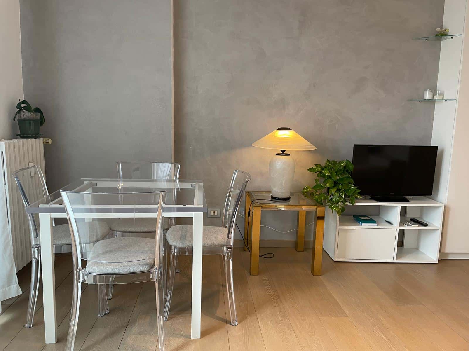 Appartamento in Via Pietro Giannone, Milano zona Arco della Pace