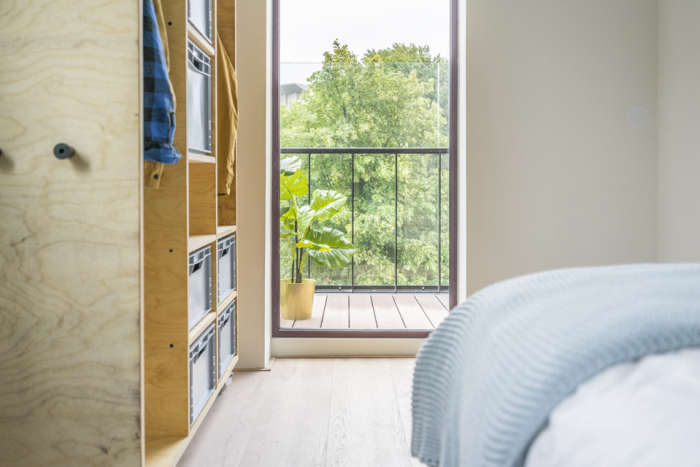 Listing photo thumbnail