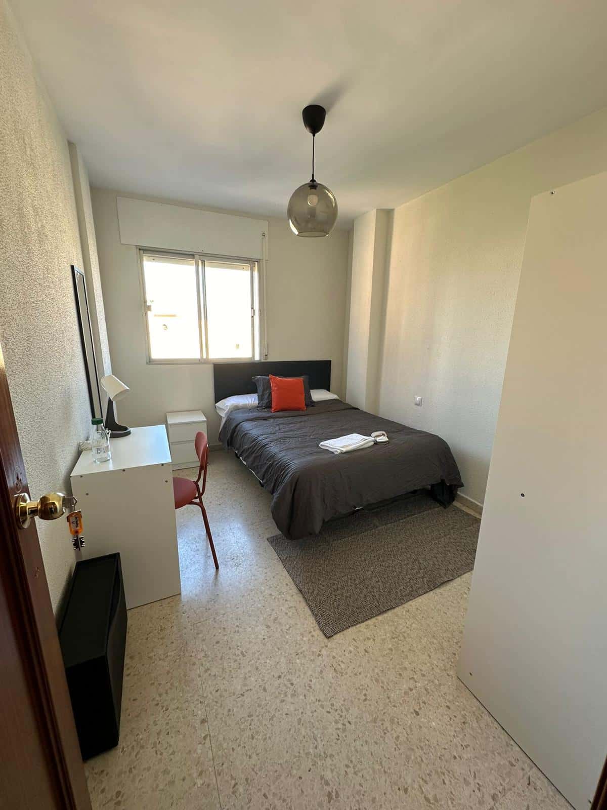 236-4 Calle Angosta del Carmen 4, habitación 4