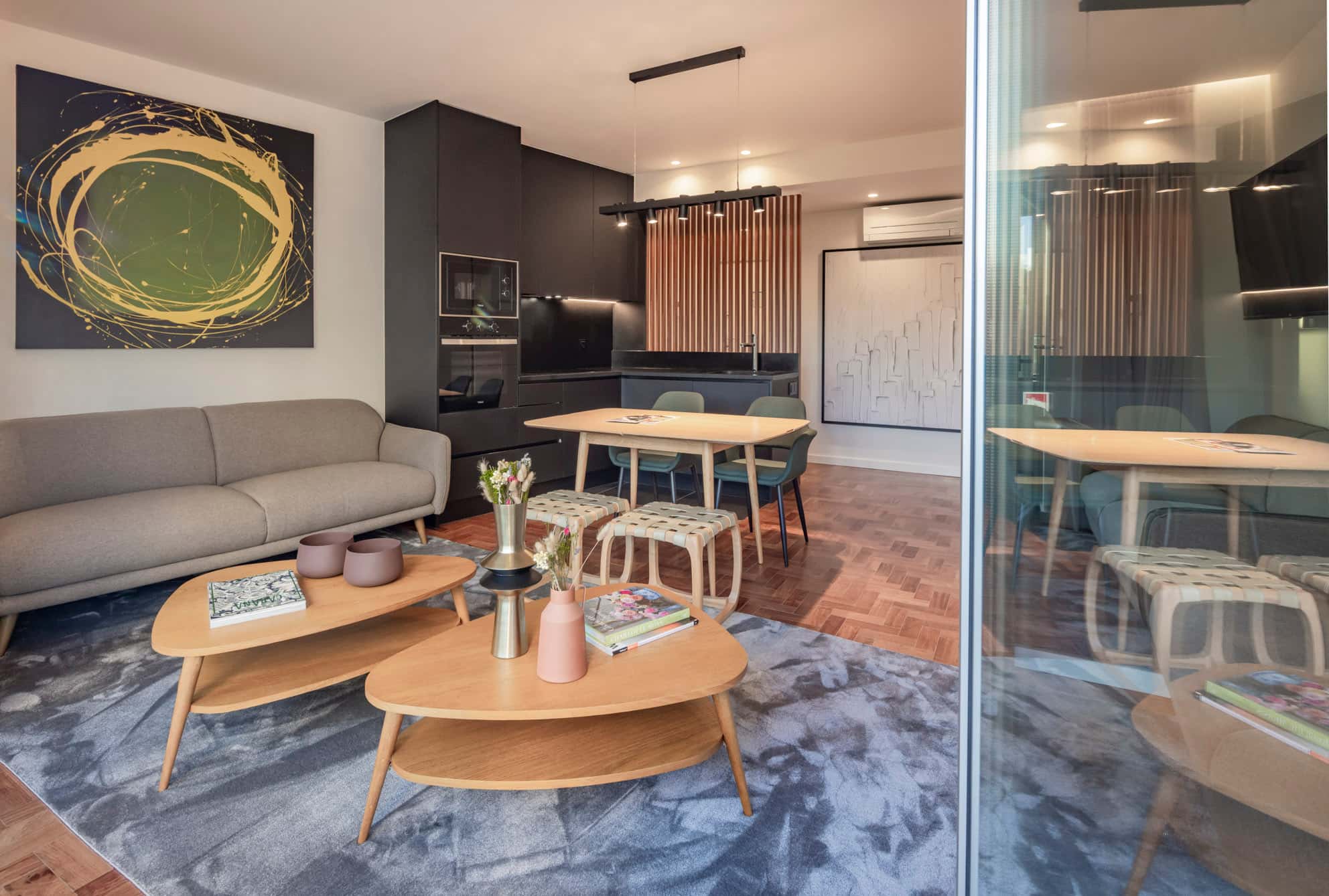 Moderno T2 com 74 m² nas prestigiadas Avenidas Novas — uma das zonas mais centrais, seguras e bem servidas de Lisboa