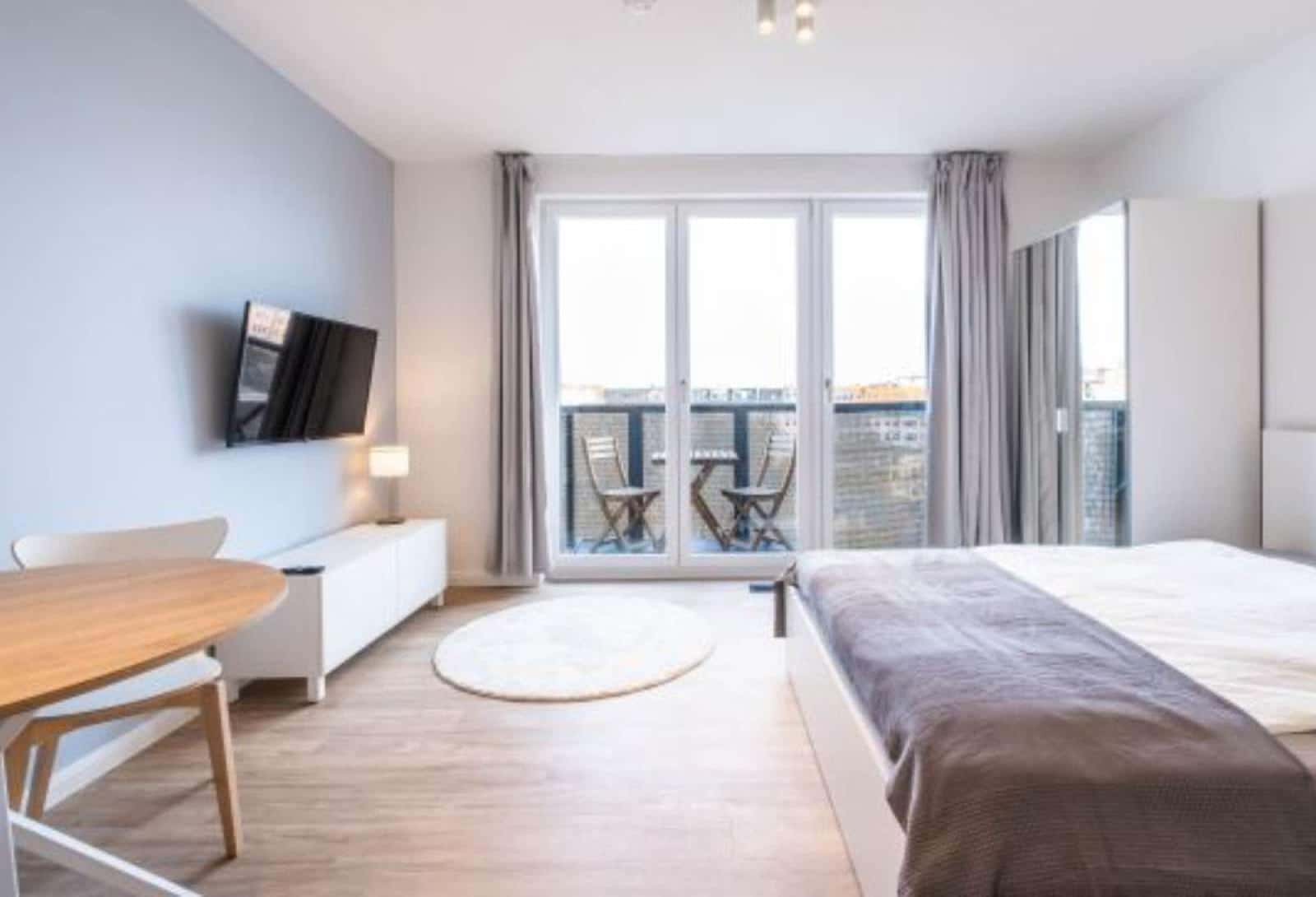 Studio for rent in Berlin with bills included