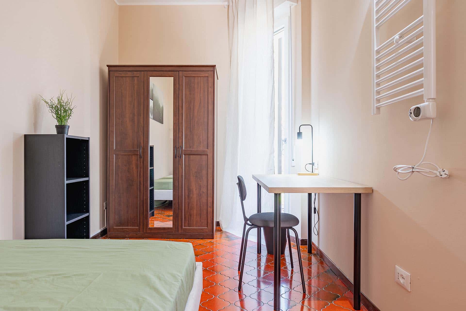 via donadoni 1 p2  private room s1