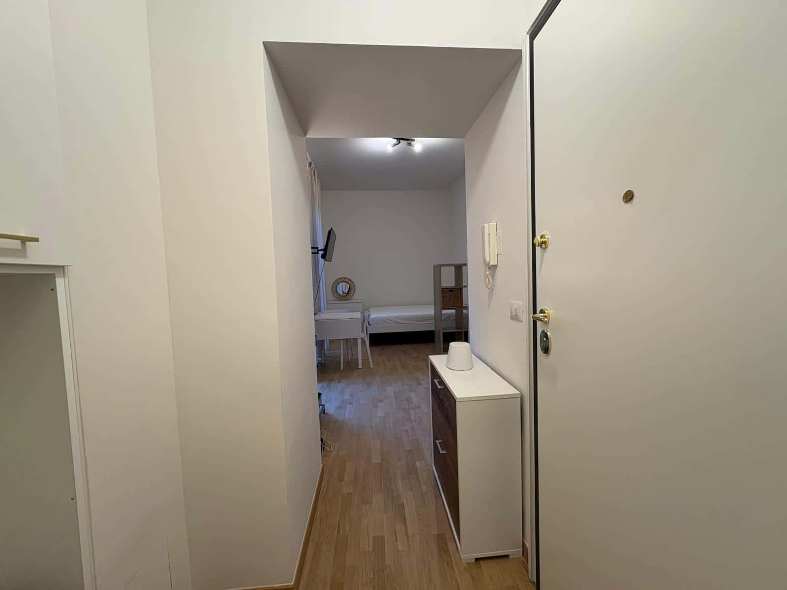 Apartment Milan, 1 bed — photo 12