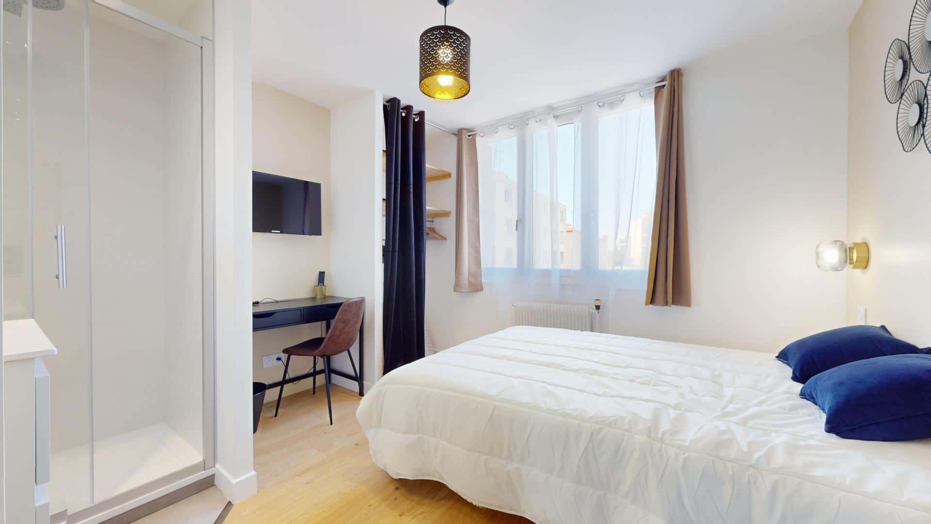 Chambre 3 - LONGEFER A