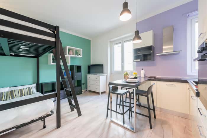 Listing photo thumbnail