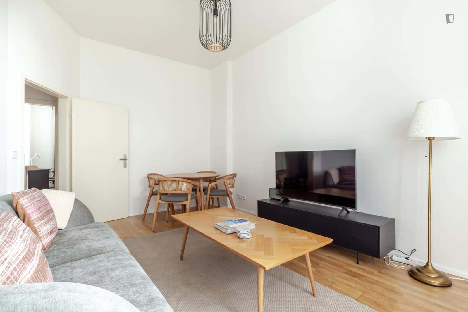10 Weserstrasse - Berliner Innenstadt