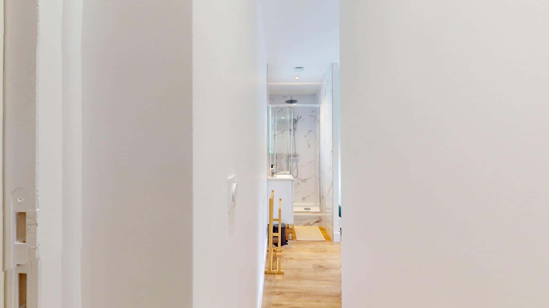 Chambre 4 - LEONARD DANEL S