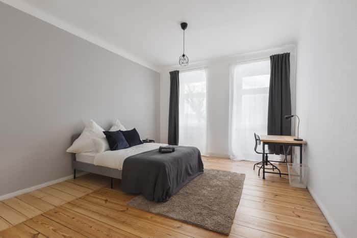 Listing photo thumbnail