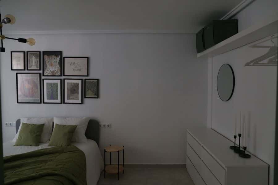 Habitación en piso de 4 habitaciones en Camins Al Grau