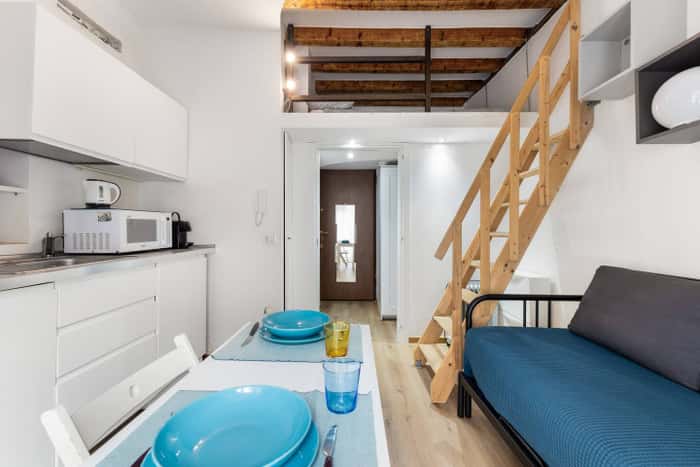 Listing photo thumbnail