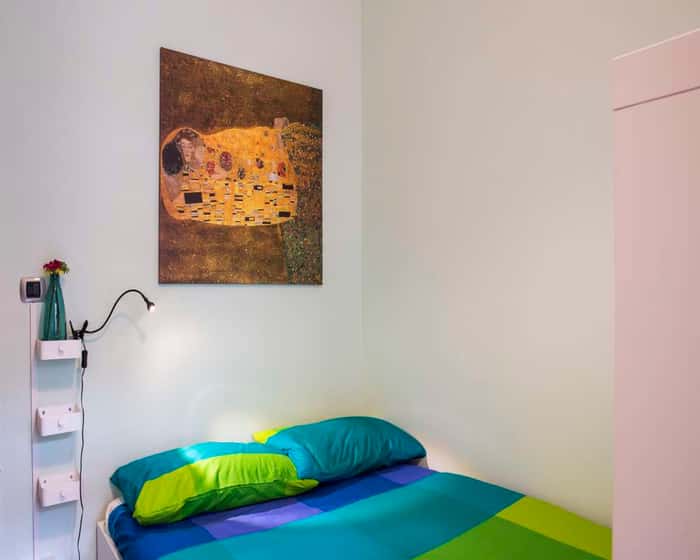 Listing photo thumbnail