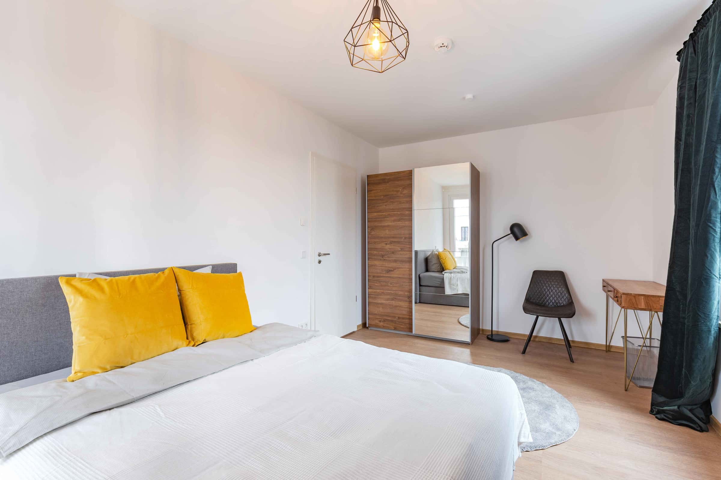 Room in Klara-Franke-Straße, Berlin for 108 m² with 4 bedrooms