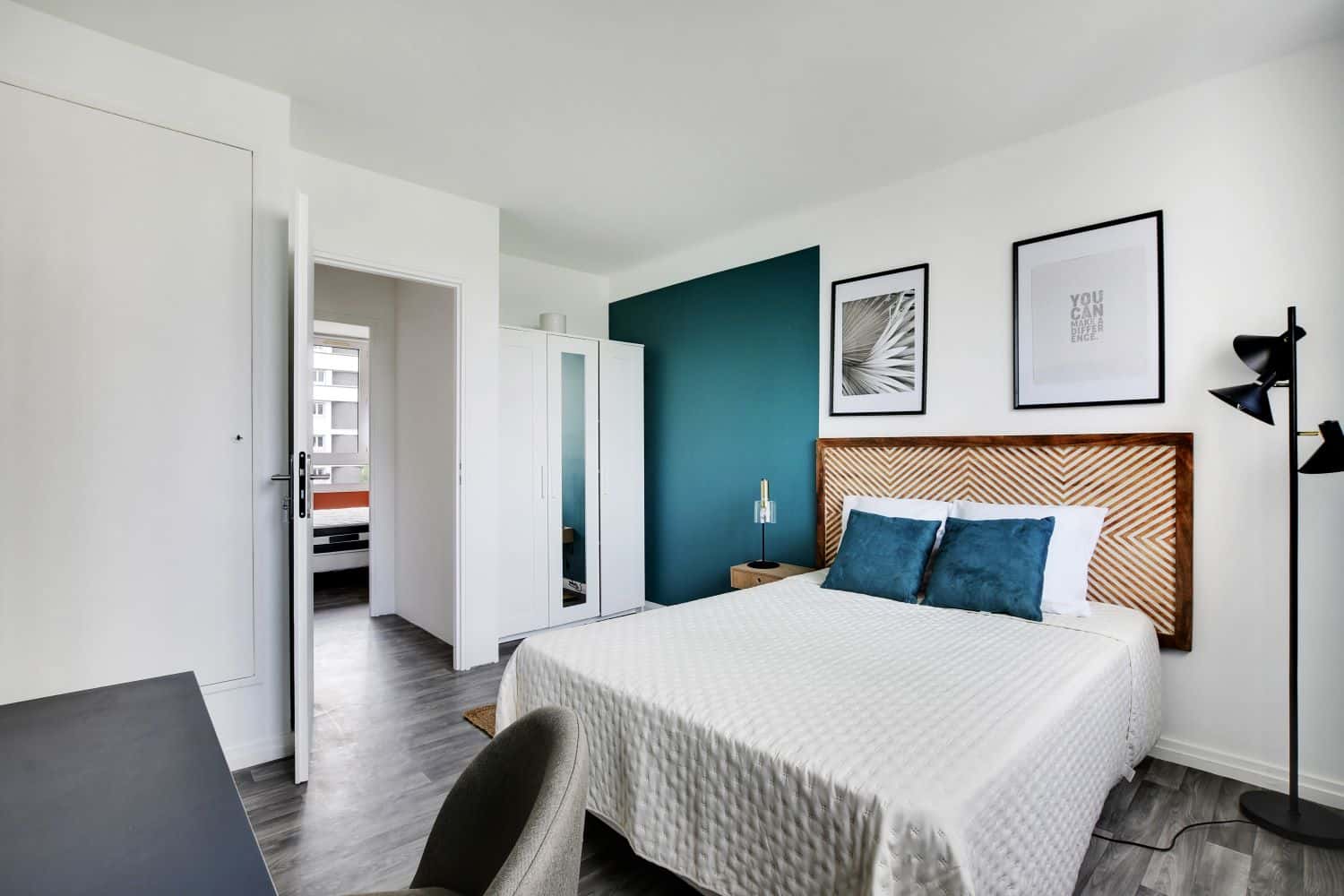 Move into this elegant room of 13 m² for coliving rent in KremlinBicêtre