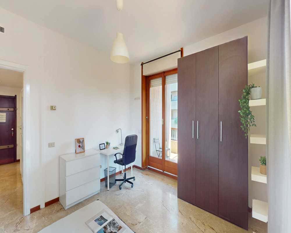 Stanza in Via Giuseppe Frua