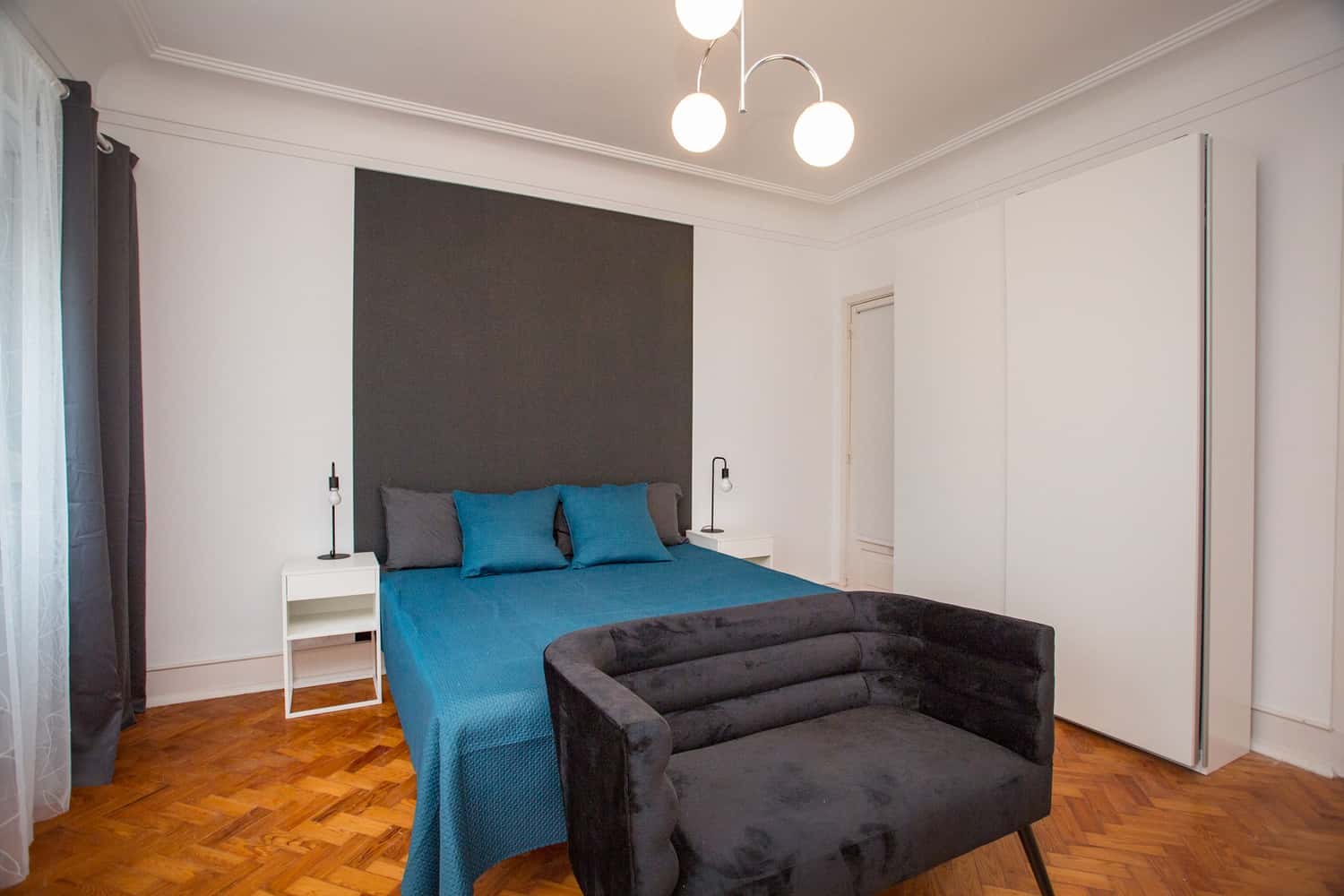 Room 2 - 27. Padre Manuel Nobrega 7 2D